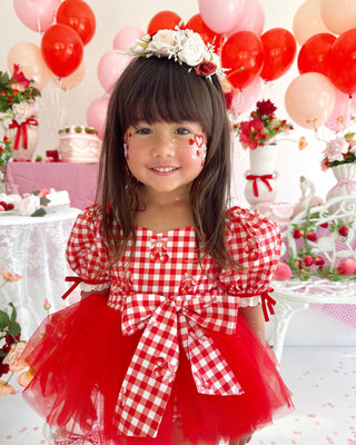 BERRY SWEET: CELEBRATE THEIR FIRST IN STYLE!