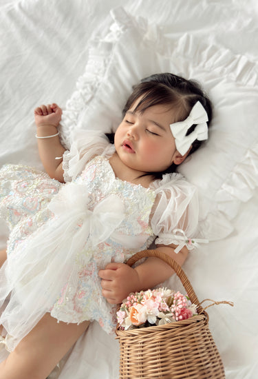 White Blossom Baby Girl Hair Accessories