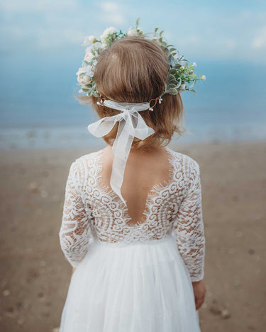 Swan White Flower Girl Lace Dress - Special Occasion Wear Arabella & Rose Swan White Flower Girl Lace Dress - Special Occasion Wear Arabella & Rose