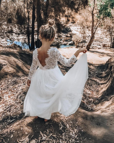 Swan White Flower Girl Lace Dress - Special Occasion Wear Arabella & Rose Swan White Flower Girl Lace Dress - Special Occasion Wear Arabella & Rose